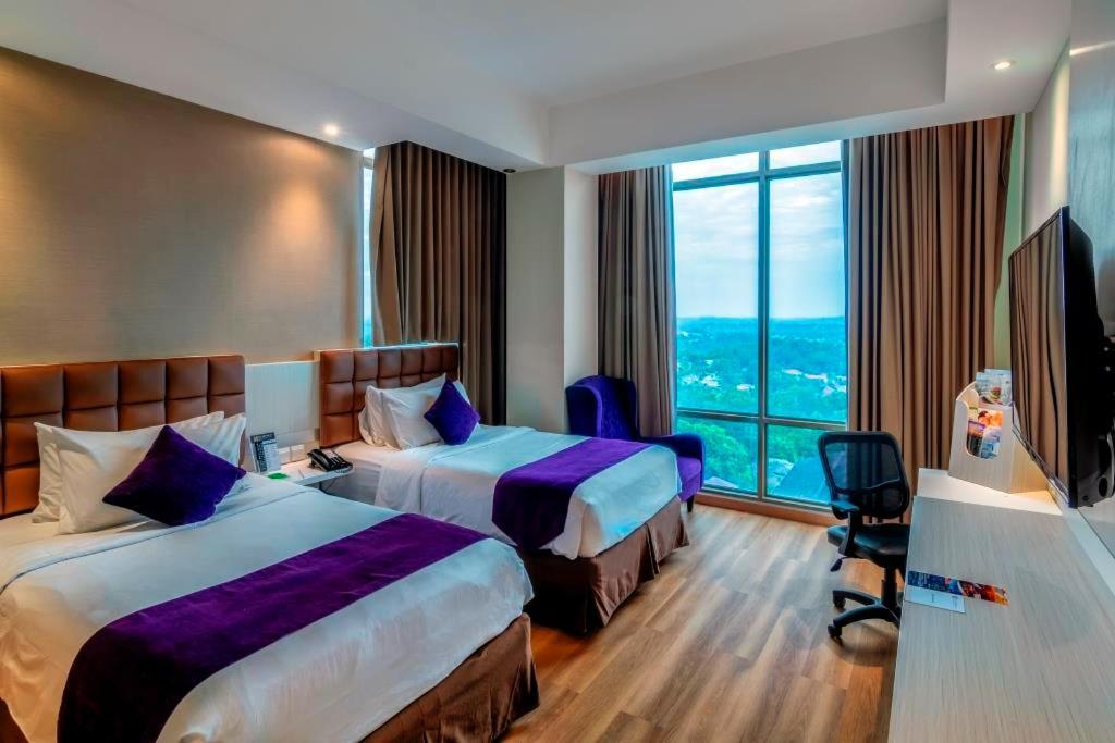 Platinum Hotel & Convention Hall Balikpapan Balikpapan (Borneo) Exterior foto